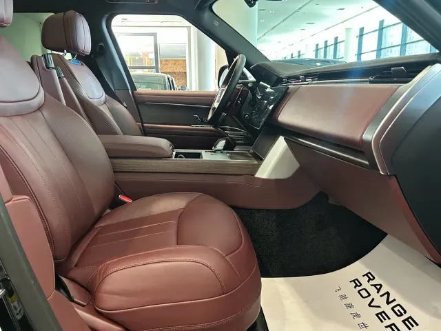 Land Rover Range Rover — Фото автомобиля 19