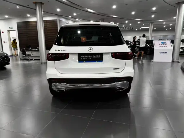 Mercedes-Benz GLB-Class — Фото автомобиля 4