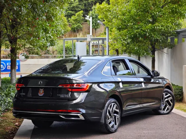 Volkswagen Sagitar — Фото автомобиля 4