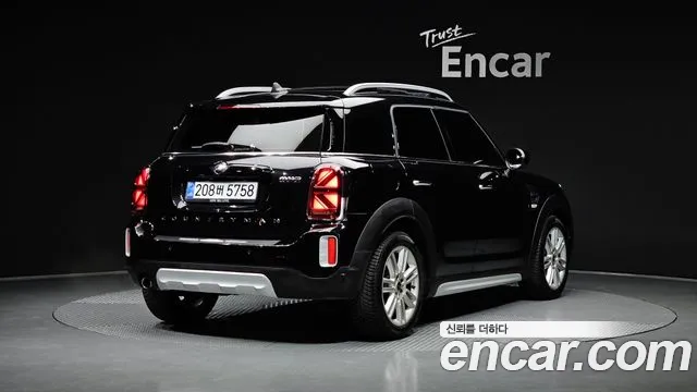 MINI Countryman — Фото автомобиля 2