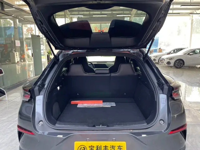 Changan UNI-T — Фото автомобиля 22