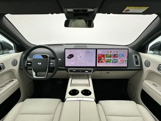 Li Auto L7 — Фото автомобиля 21