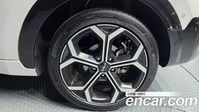 Kia Niro The All New Niro Signature — Фото автомобиля 18