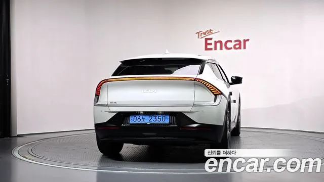 Kia EV6 — Фото автомобиля 4