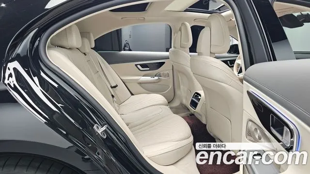 Mercedes-Benz E-Class E-класс W214 E300 4MATIC Exclusive — Фото автомобиля 11