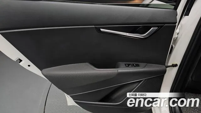 Kia Niro The All New Niro Prestige — Фото автомобиля 25