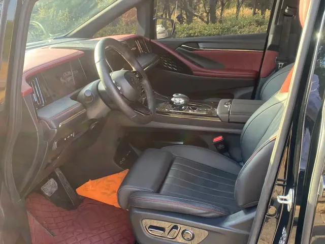 GAC Trumpchi M8 — Фото автомобиля 11