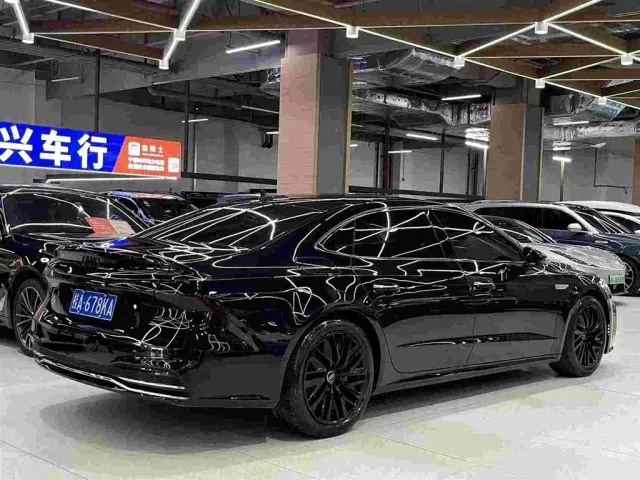 Audi A7L — Фото автомобиля 6