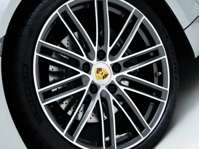 Porsche 718 — Фото автомобиля 5