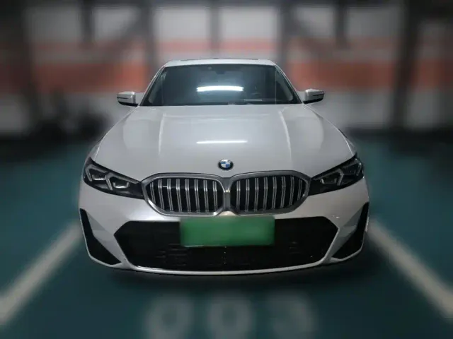 BMW 3 Series — Фото автомобиля 22