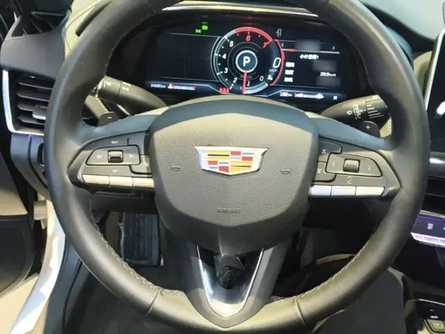 Cadillac CT5 — Фото автомобиля 10