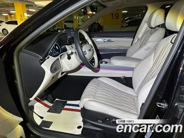 Genesis GV70 — Фото автомобиля 6
