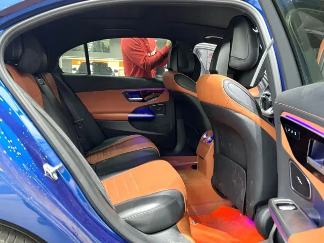 Mercedes-Benz C-Class — Фото автомобиля 9