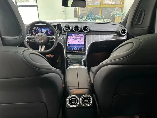 Mercedes-Benz C-Class — Фото автомобиля 19