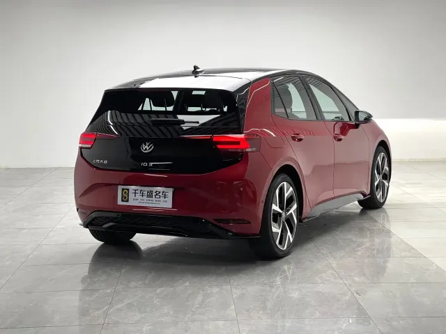 Volkswagen ID.3 — Фото автомобиля 6