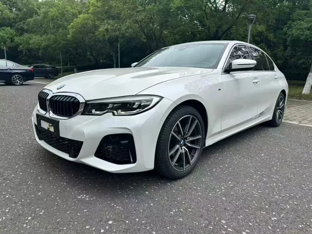 BMW 3 Series — Фото автомобиля 3