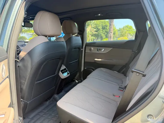 Chery Tiggo 8 PLUS — Фото автомобиля 26