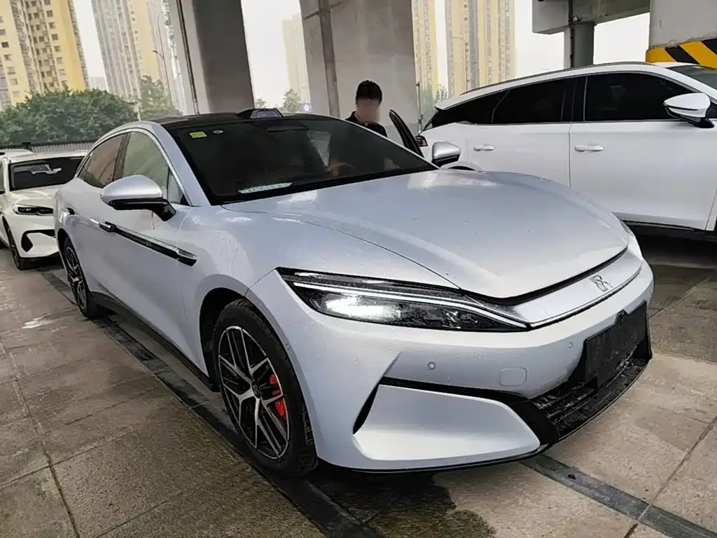 BYD Han L 2025 EV AWD LiDAR Flagship — Фото автомобиля 21