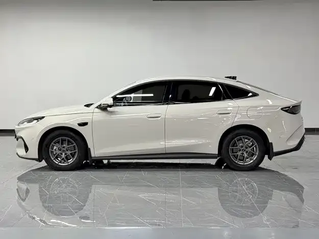 BYD Seal 06 — Фото автомобиля 20