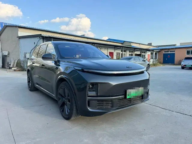 Li Auto L9 — Фото автомобиля 3