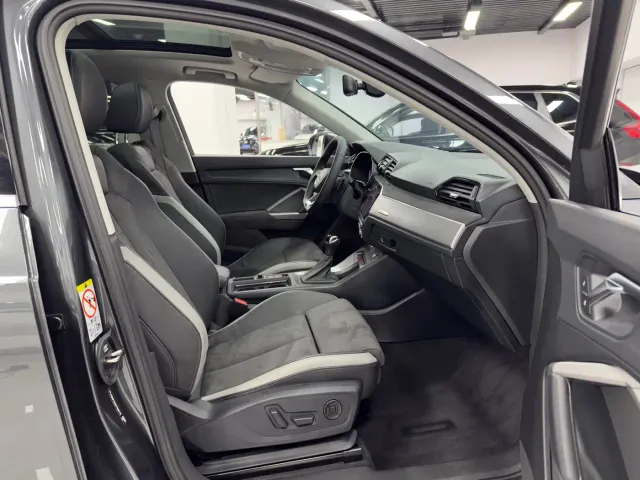 Audi Q3 — Фото автомобиля 13