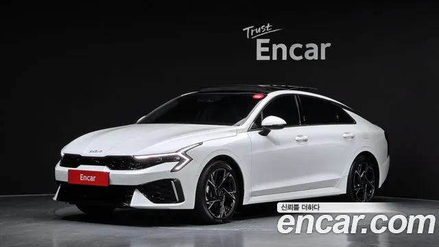 Фотография автомобиля — Kia K5 Generation 3