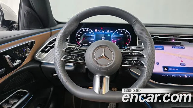 Mercedes-Benz E-Class W214 — Фото автомобиля 12