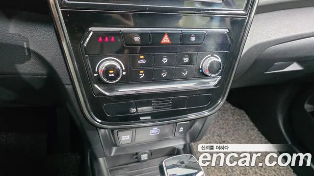 KG_Mobility_Ssangyong TIBOLI Very New Tivoli Бензин 1.5 2WD — Фото автомобиля 16