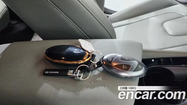 Hyundai AVANTE Новый Avante (CN7) — Фото автомобиля 16