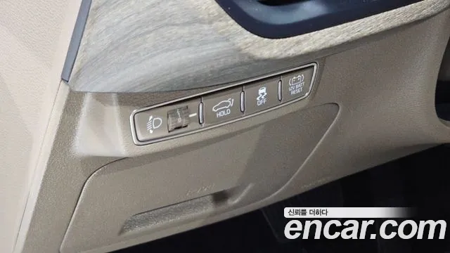 Kia K8 Hybrid — Фото автомобиля 20