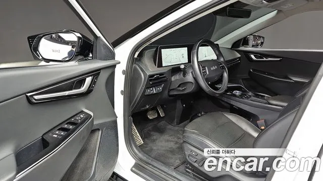Kia EV6 Long Range — Фото автомобиля 11