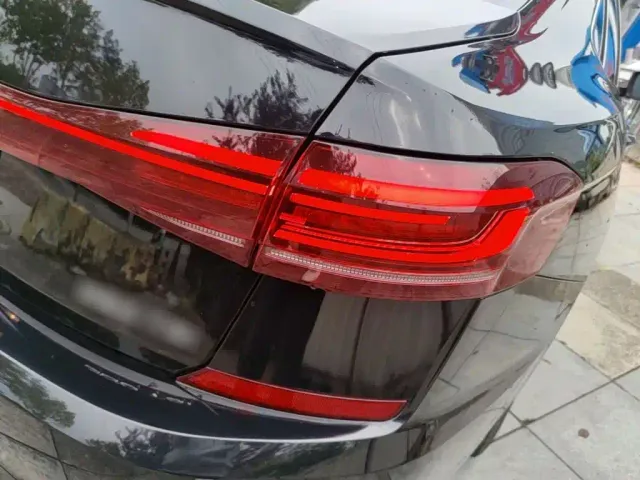 Volkswagen Passat — Фото автомобиля 7