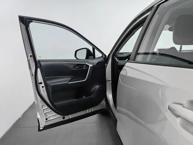 Toyota Wildlander — Фото автомобиля 8