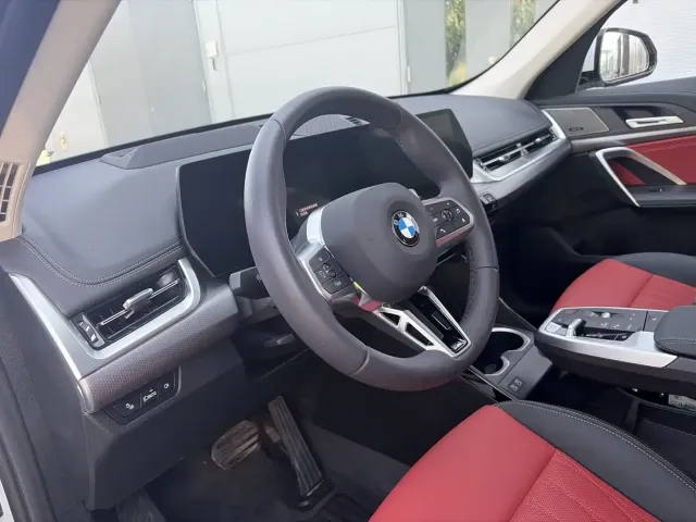 BMW BMW X1 2025 sDrive25Li M Sport Package — Фото автомобиля 5