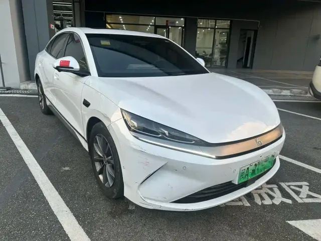 BYD Qin L — Фото автомобиля 2