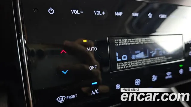 Hyundai Tucson Tucson (NX4) Бензин 1.6 турбо 2WD — Фото автомобиля 18
