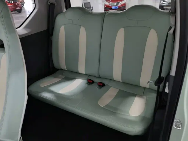 Wuling Hongguang Mini EV — Фото автомобиля 15