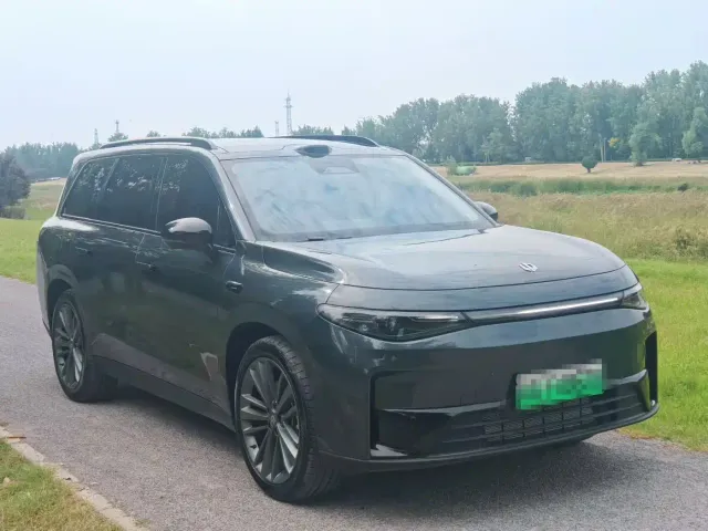 Leapmotor C16 — Фото автомобиля 3