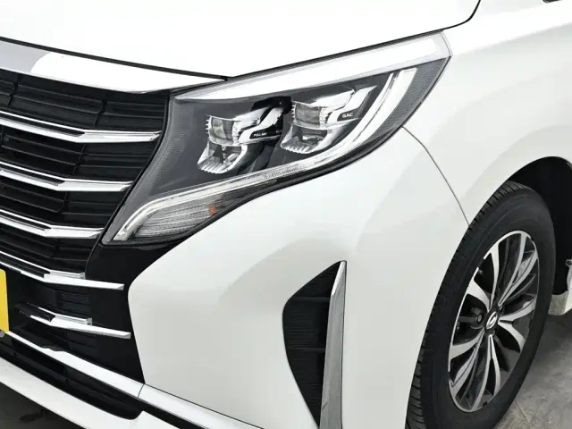 GAC Trumpchi M8 — Фото автомобиля 17