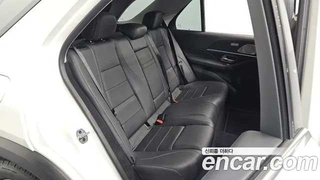 Mercedes-Benz GLE-Class — Фото автомобиля 11