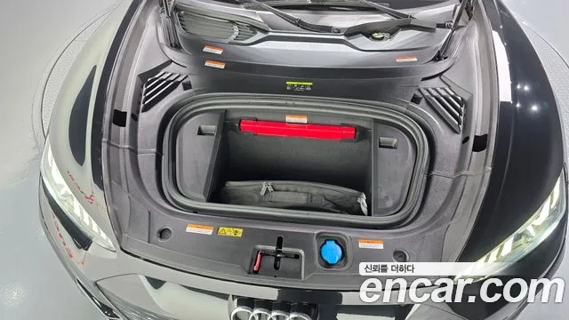 Audi e-tron GT — Фото автомобиля 9