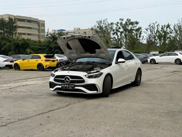 Mercedes-Benz C-Class — Фото автомобиля 2