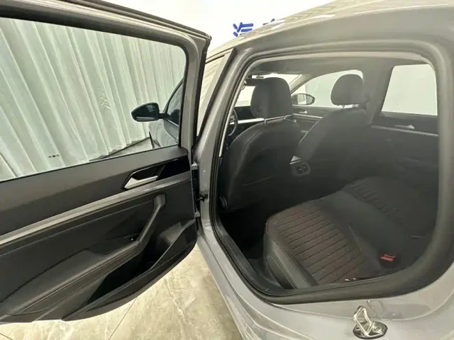 Volkswagen Lavida 2023 280TSI DSG Starlight Comfort Edition — Фото автомобиля 8