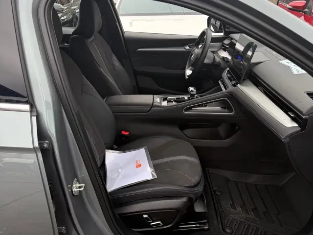Geely Xingrui — Фото автомобиля 6