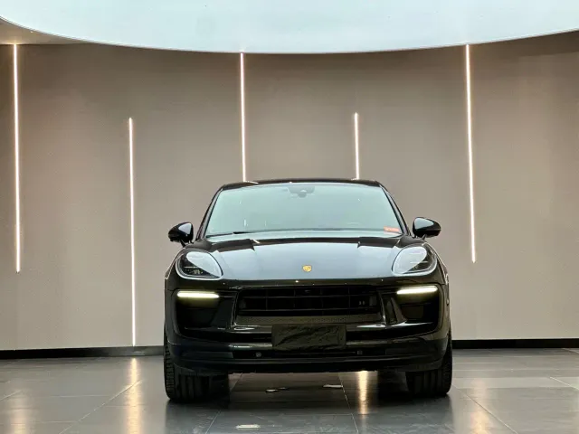 Porsche Macan — Фото автомобиля 2