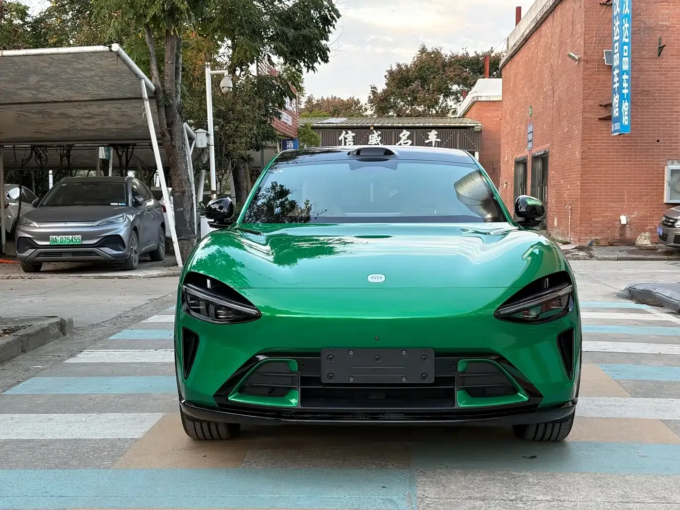 Xiaomi Auto Xiaomi YU7 2025 Ultra Long Range High Performance AWD Max Edition — Фото автомобиля 2