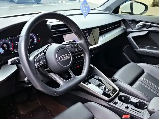 Audi A3 — Фото автомобиля 5
