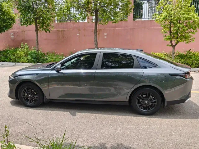 Changan Lamore — Фото автомобиля 5