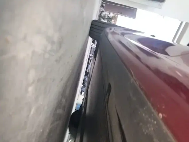 Tesla Model 3 — Фото автомобиля 21