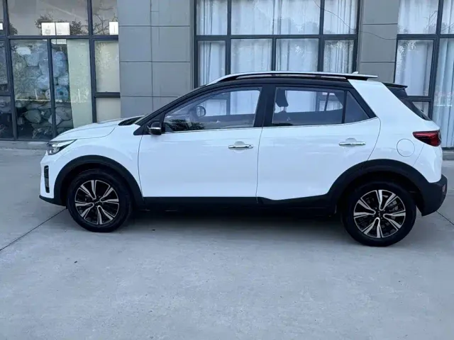 Kia KX1 — Фото автомобиля 7